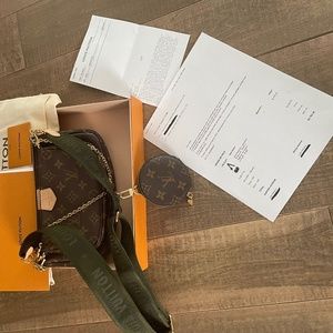Louis Vuitton Multi pochette